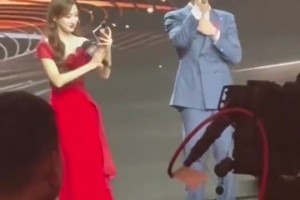 给马凡舒憋坏了郭艾伦曾现场献唱《真心英雄》！